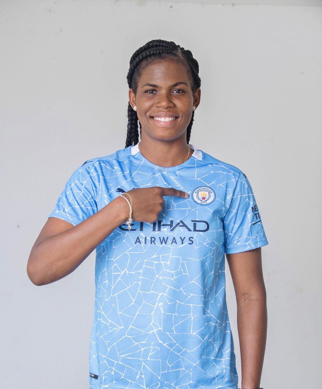 Khadija Shaw, Legend in the making Stream